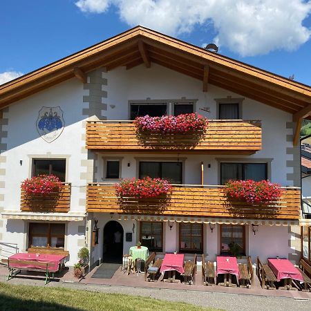 Gasthaus St. Valentin Chiusa Exterior foto