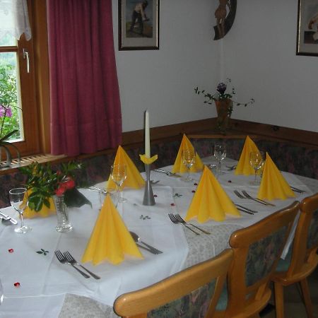 Gasthaus St. Valentin Chiusa Exterior foto